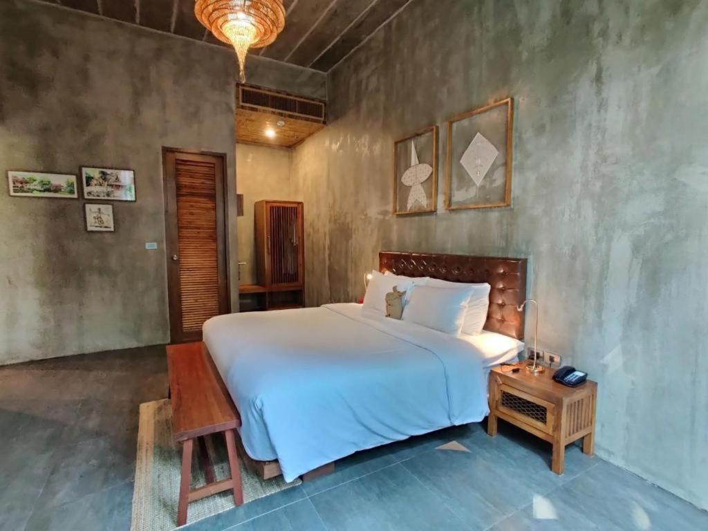 The Buffalo Amphawa Samut Songkhram Exterior foto